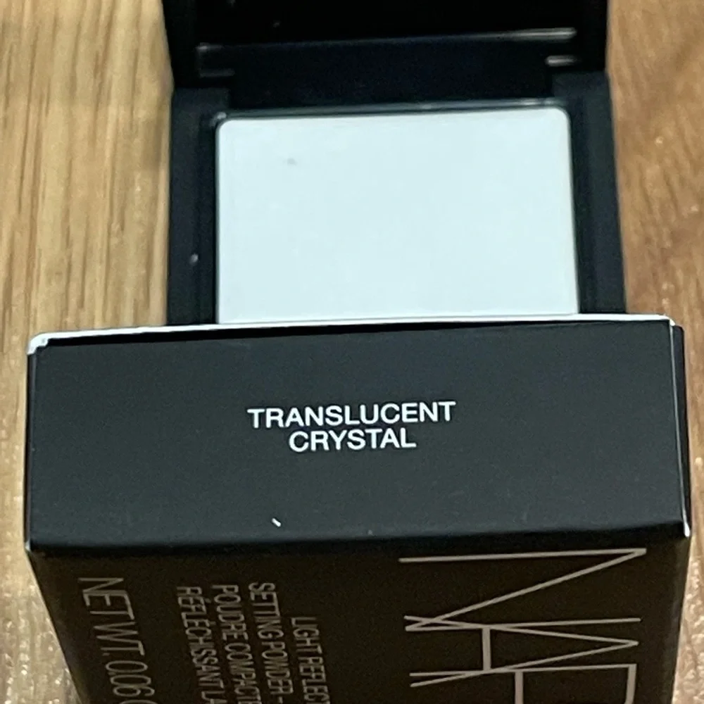 5 for $25 item 🌺 Mini Nars Light Reflecting Setting Powder Translucent Crystal